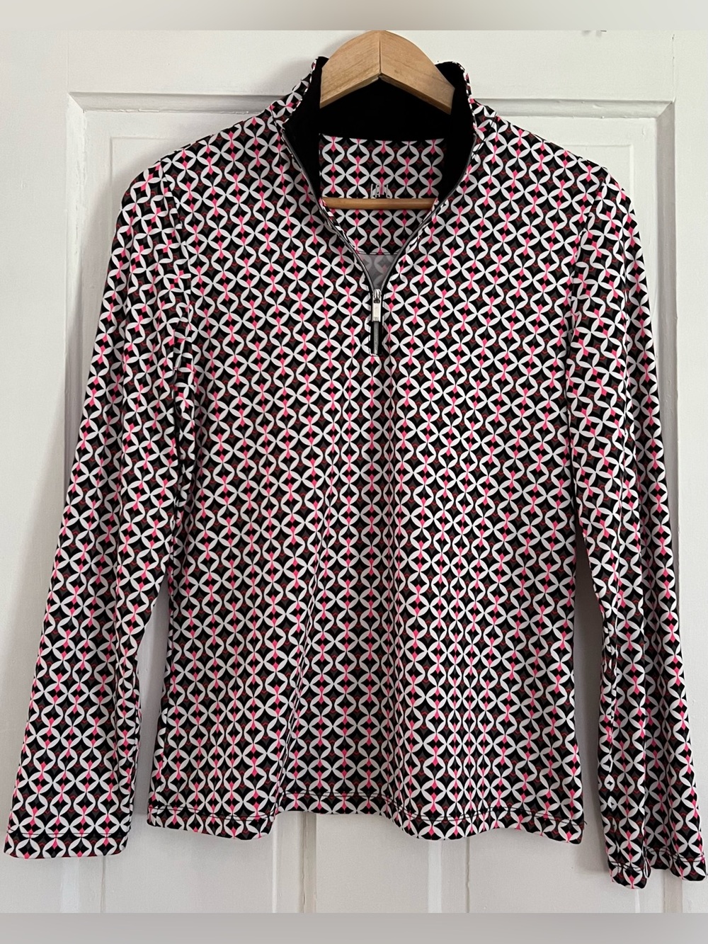 Tail Women’s Size Small Long Sleeve Top Dry Fit Quarter Zip Golf Tennis Shirt